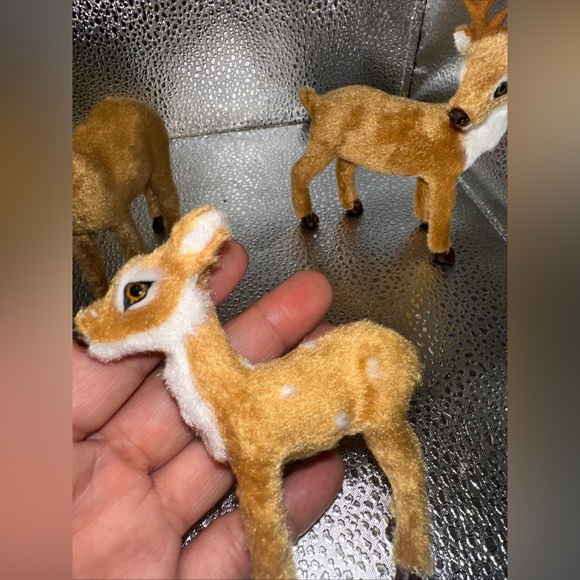 Deer buck fawn faux fur Set of 6 Brown and White Reindeer Figurines - Picture 6 of 10